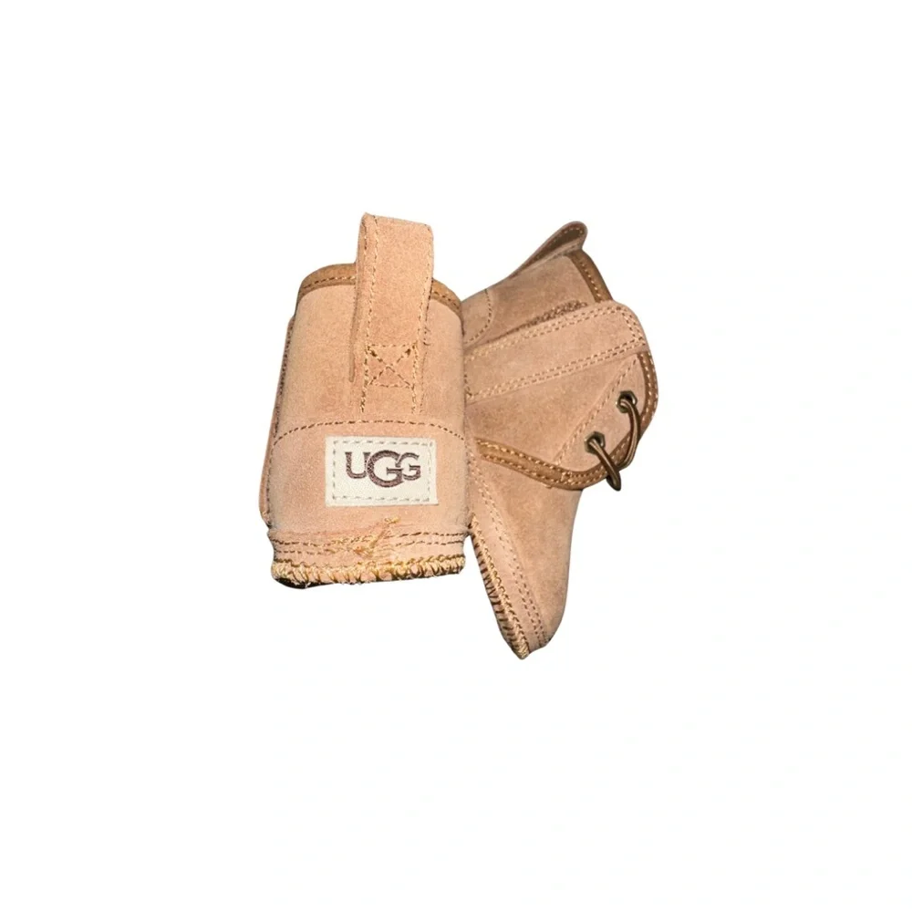 UGG Baby Neumel